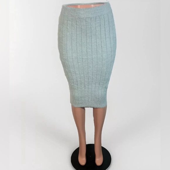 Meshki Skirt Womens M Jasmine Pistachio Striped Knit Stretchy Fluffy Pencil Midi - Picture 2 of 10